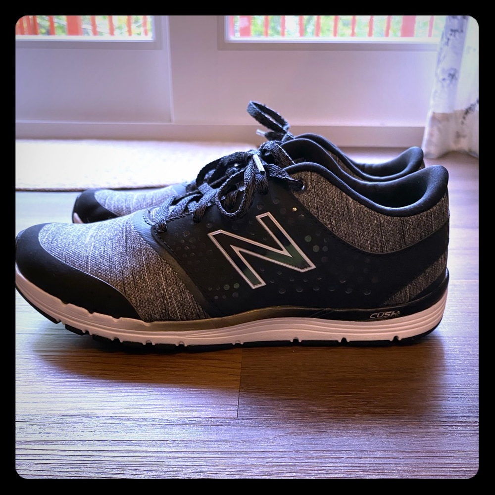 Women’s Size 9 New Balance Running Sneakers